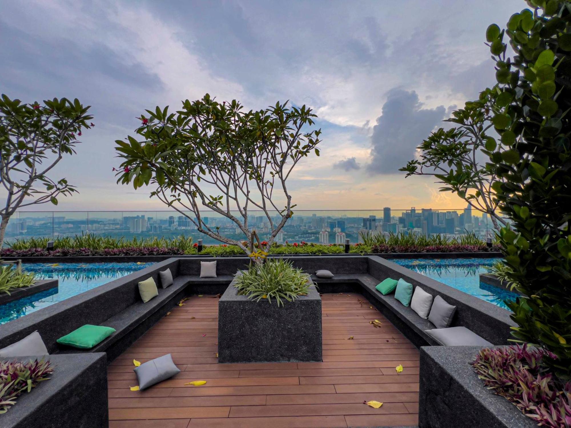 Sky Pool Suites Kl Sentral - Riveria City Kuala Lumpur Eksteriør billede
