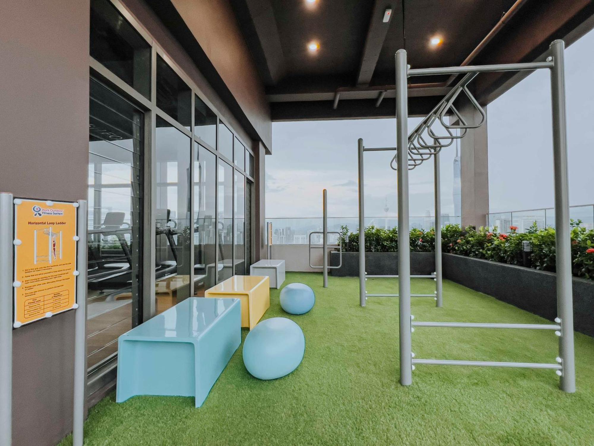 Sky Pool Suites Kl Sentral - Riveria City Kuala Lumpur Eksteriør billede