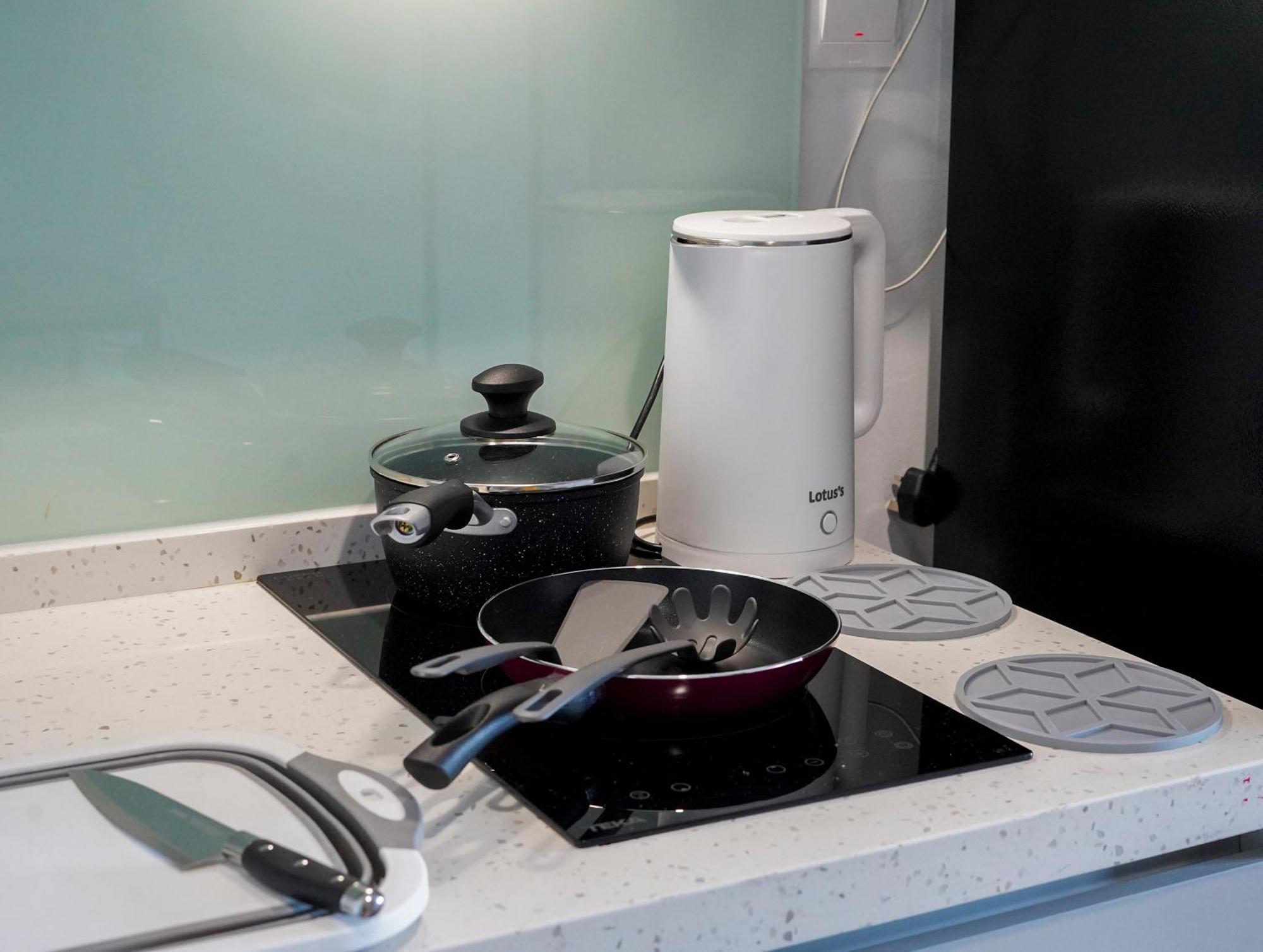 Sky Pool Suites Kl Sentral - Riveria City Kuala Lumpur Eksteriør billede